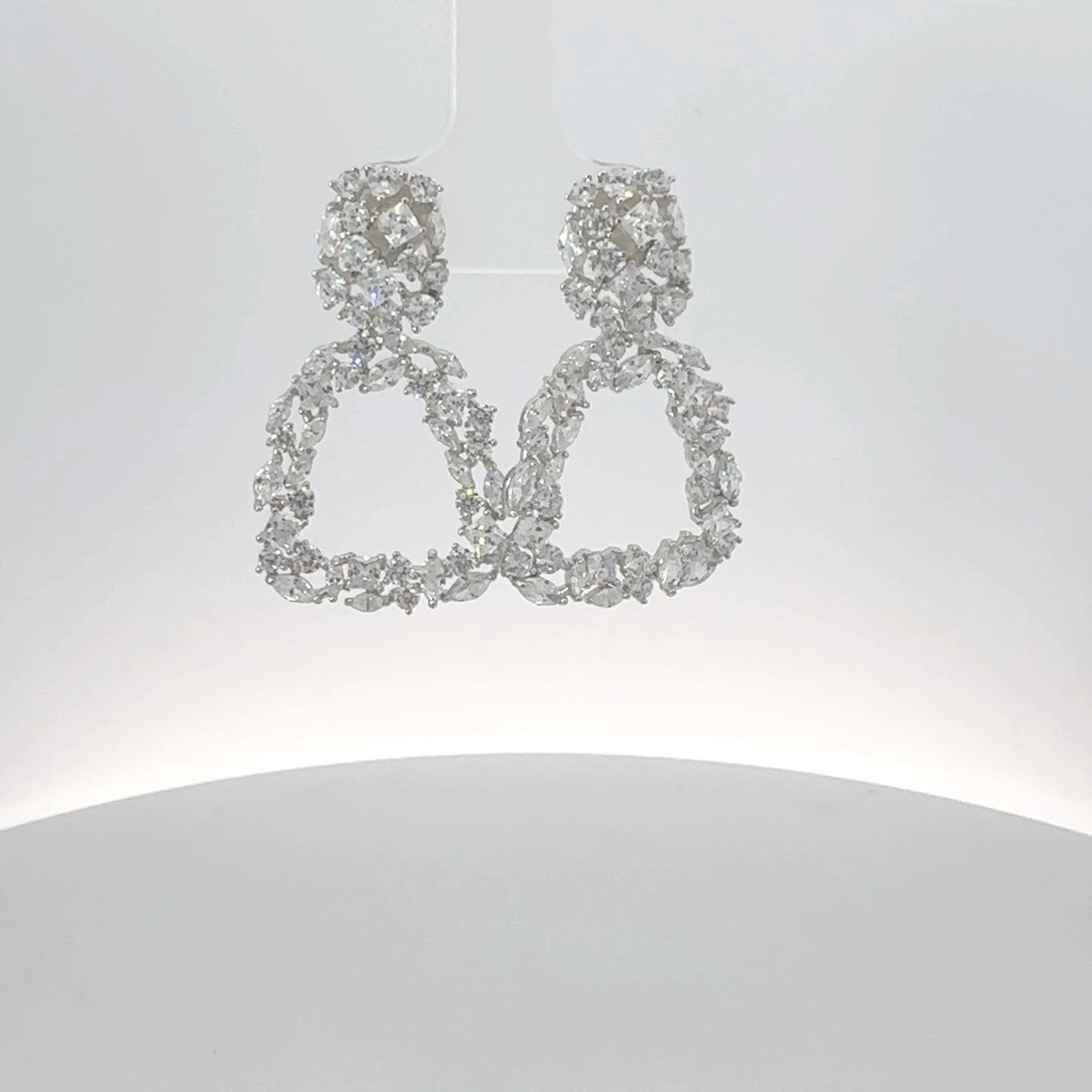 Italian Sterling Silver Earrings – Pure Elegance, Perfectly Crafted 6.400 gm