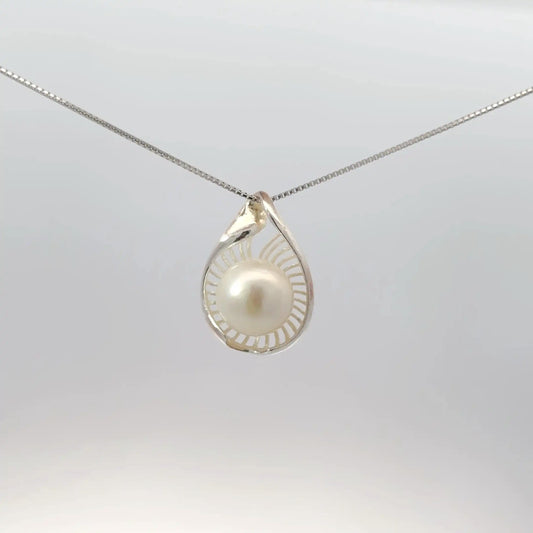 Natural Moti (Pearl) Pendant in Pure Silver – Certified Moon Gemstone for Peace & Emotional Balance