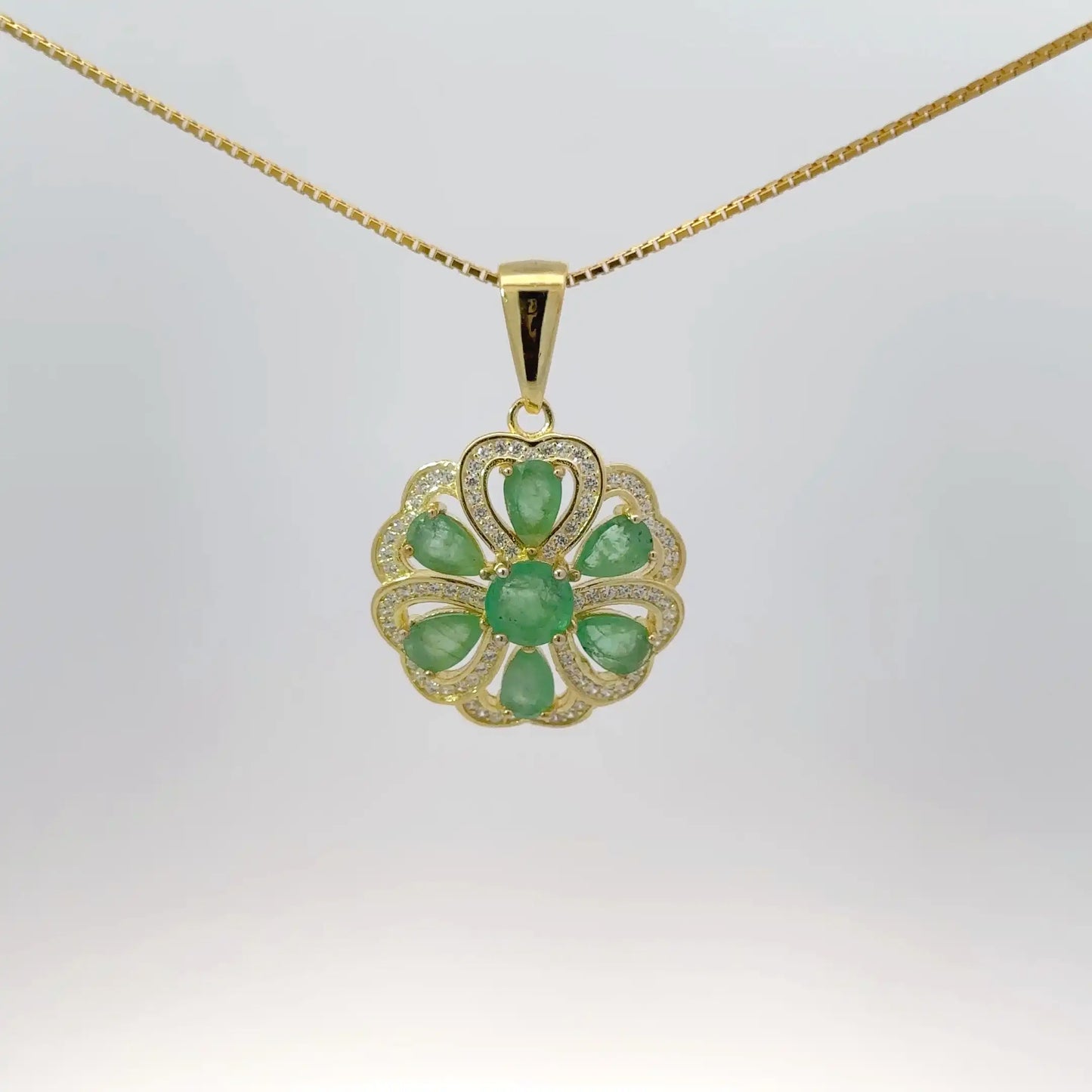 Natural Panna (Emerald) Pendant in 925 Sterling Silver – Certified Budh Stone for Wisdom & Prosperity