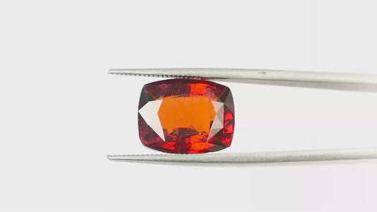 Siloni Gomed Gemstone – Natural Hessonite for Rahu Protection & Success 9.98 CT