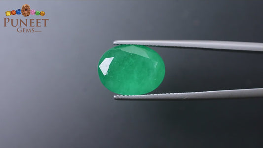 Natural Emerald (Panna) 8.67 Ct – Certified Premium Gemstone