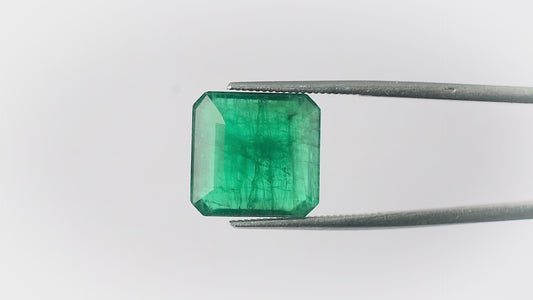 Natural Emerald (Panna) – Wisdom, Prosperity & Planet Mercury’s Blessing 7.62ct